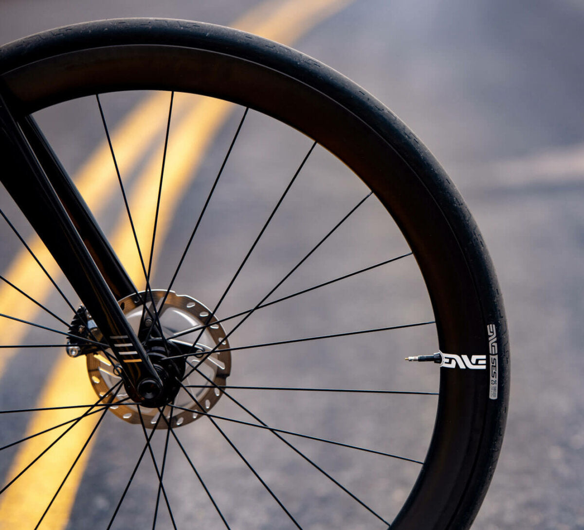 Gravel wheelsets and tires